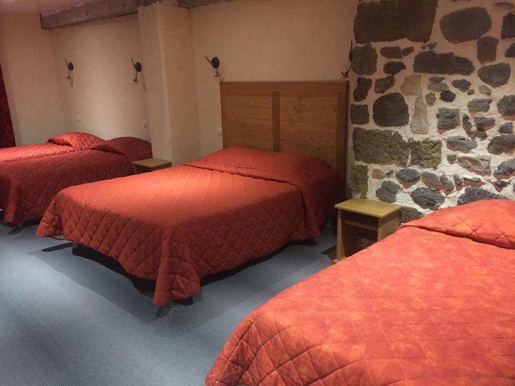 Отель Le Bilboquet Le Puy-en-Velay Экстерьер фото
